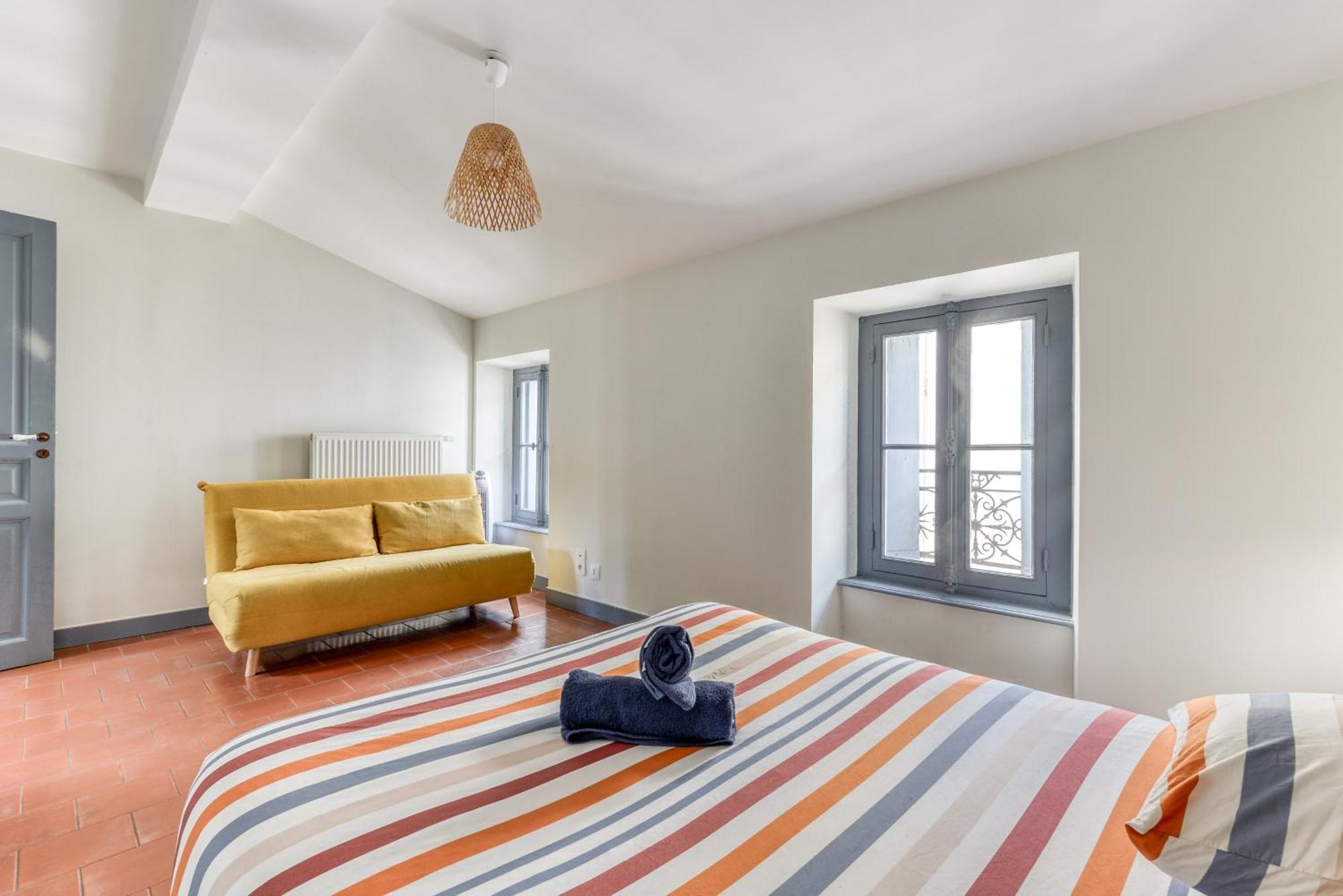 L'Escapade - Parking Gratuit - Wifi - Climatisation - Proche Cite - Tout Equipee 卡尔卡松 外观 照片